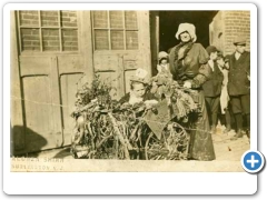 burlington - Parade Float depicting John Donne And Nurse