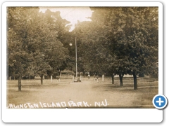 A  road on Burlington Island - PWS