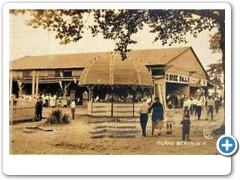 A scene from the anusement park at Burlington Island - 19 26