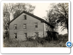 Frame house, old Monmouth Road east of Wrightstown Road intersection, near Sykesville, Chesterfield Twp., 1757 - HABS