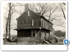 Barzilla and Sarah Newbold House (Bowne House), Georgetown-Columbus Road, Mansfield Twp., 1740 - NJA