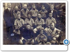 A baseball team from Flemington around 1907