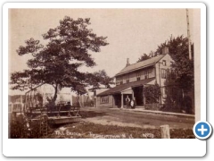 Frenchtown - Bridge entrance and Toll House - c 1910