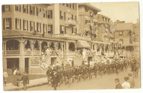 Atlantic City - Chatham Hotel and Parade