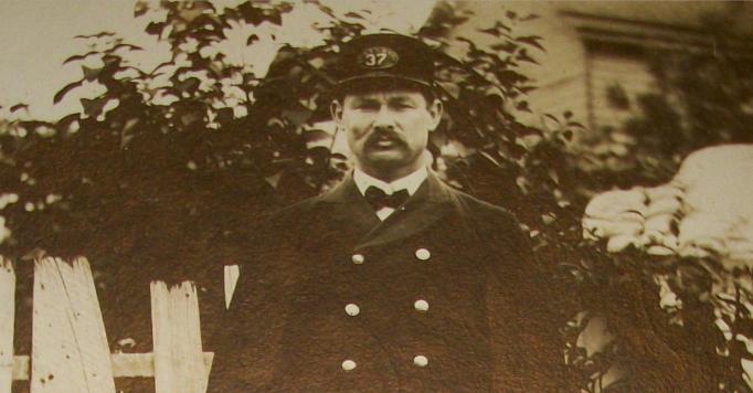 Bordentown - Unidentified fireman - probably 1900s-10s