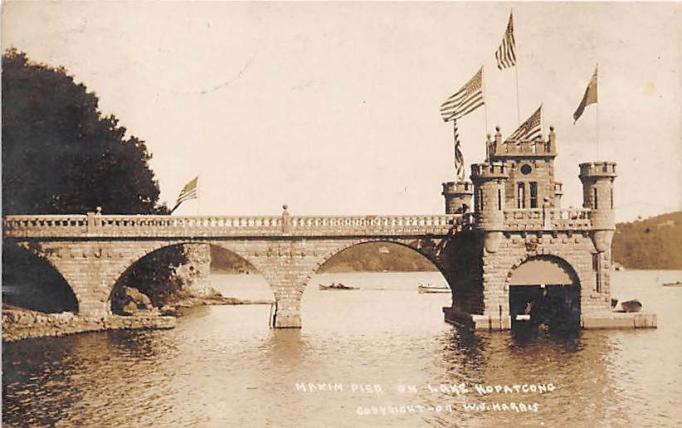 Lake Hopatcong - Maxim Pier - Harris - c 1910