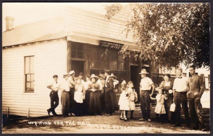 Lake Hopatcong - Waiting for mail at the LH post office