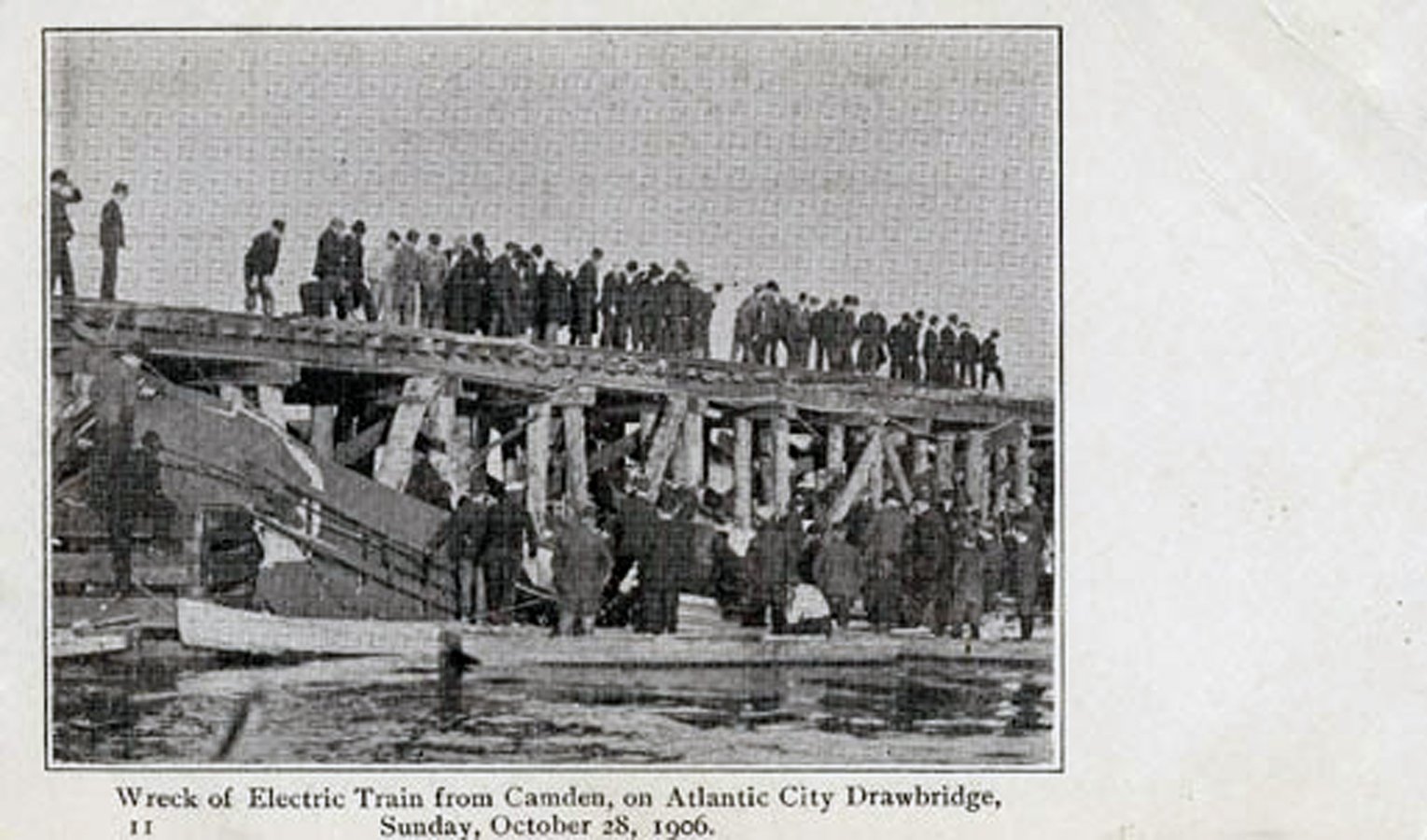 Atlantic City - Wreck of the electric train from Camden - 1906 ...